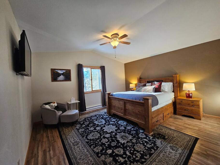 Private And Updated Breck Home With Hot Tub Брекенридж Экстерьер фото